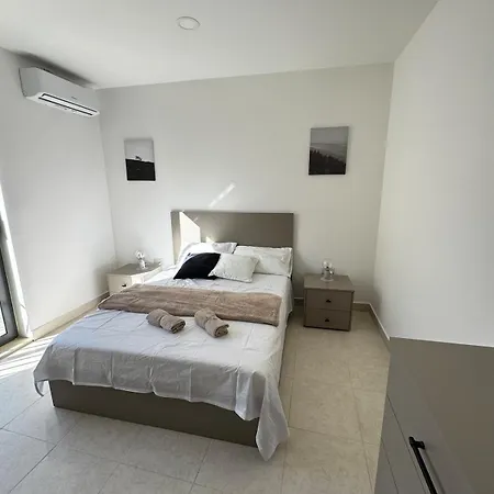 Lägenhet New Stylish 2 Bedroom In Msida