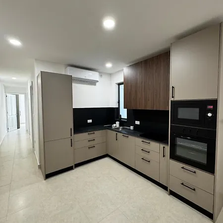 New Stylish 2 Bedroom In Msida *